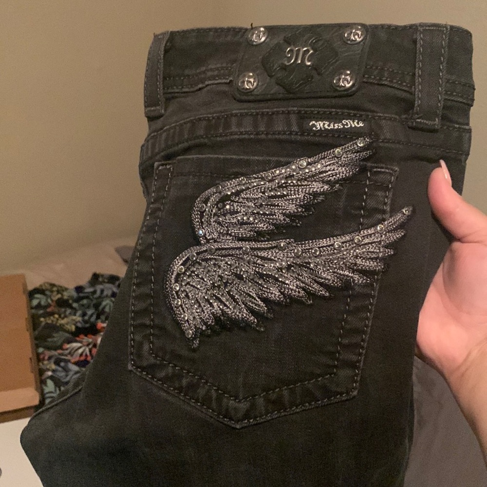 Miss me jeans in great condition.